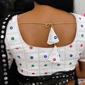 বোম্বে সিল্ক সিকুয়েন্স ব্লাউজ (সাদা)